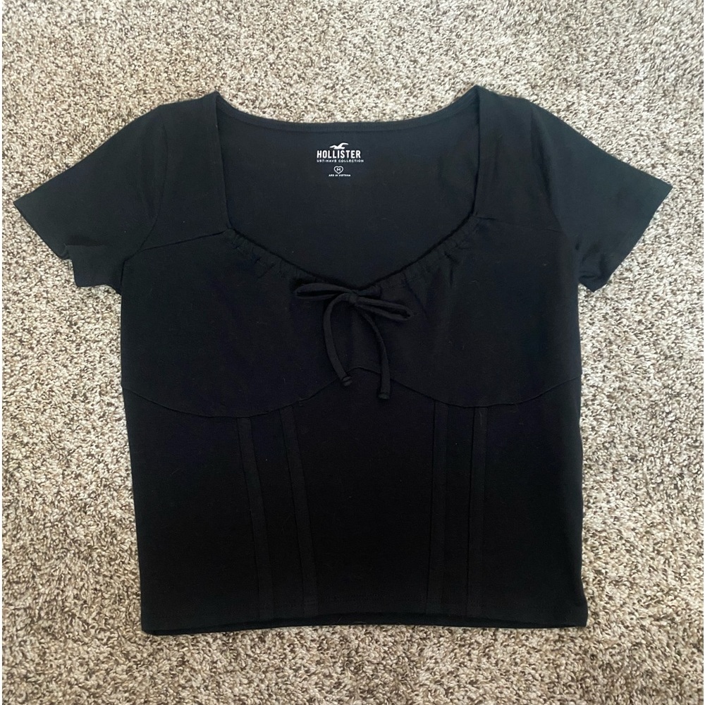 Hollister Black Crop Tee Size small